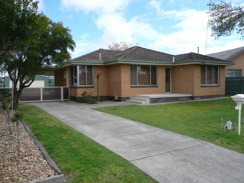 477 Kotthoff St, Lavington NSW 2641