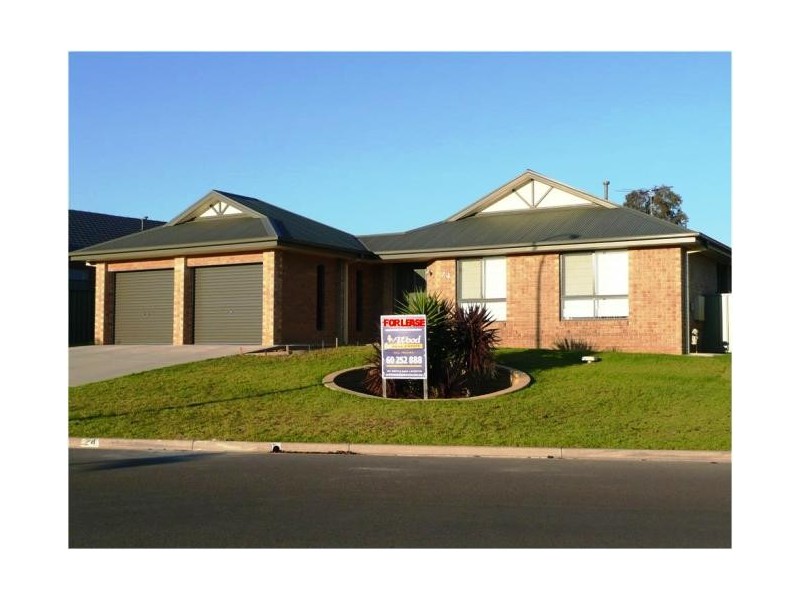 24 Telopea Street, Thurgoona NSW 2640