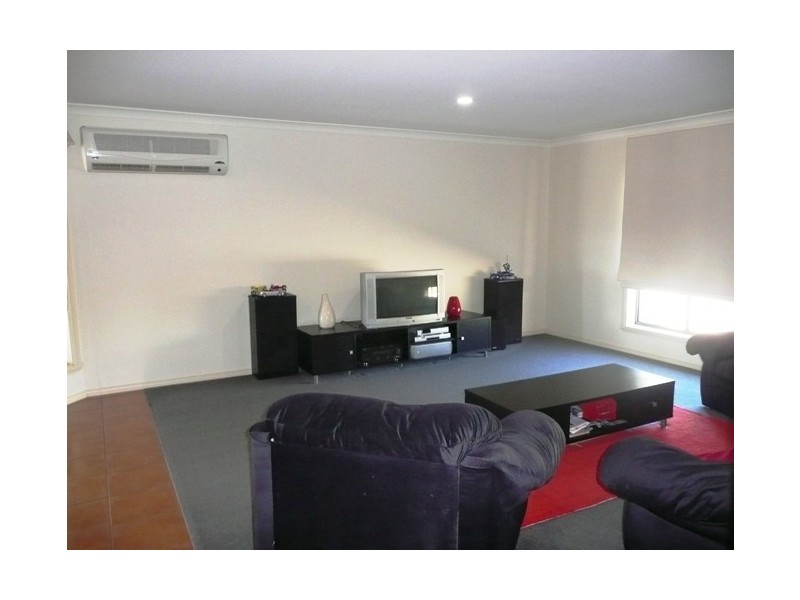 24 Telopea Street, Thurgoona NSW 2640