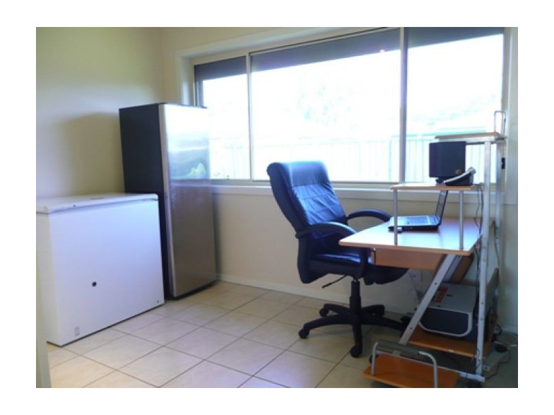 56 Robbins Dr, East Albury NSW 2640