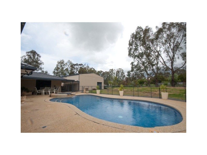 34 Finlay Road, Thurgoona NSW 2640