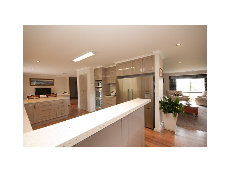 34 Finlay Road, Thurgoona NSW 2640