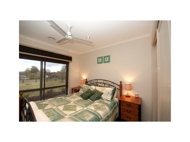 34 Finlay Road, Thurgoona NSW 2640
