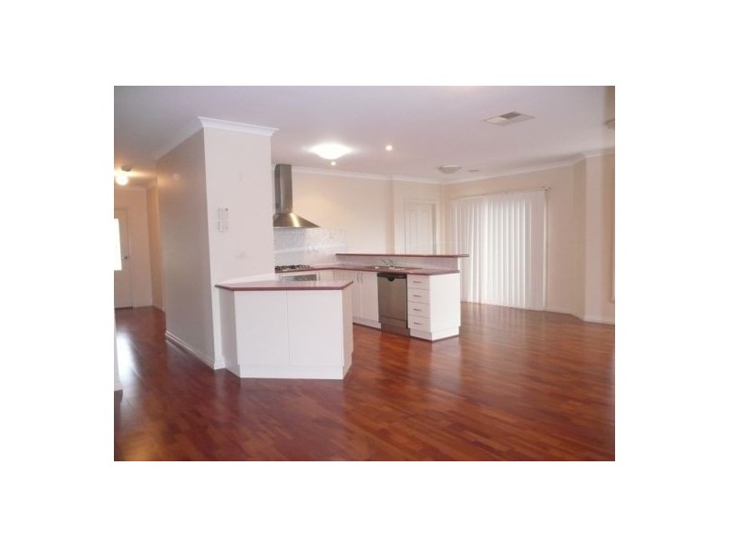 1/41 Harmer Street, Lavington NSW 2641