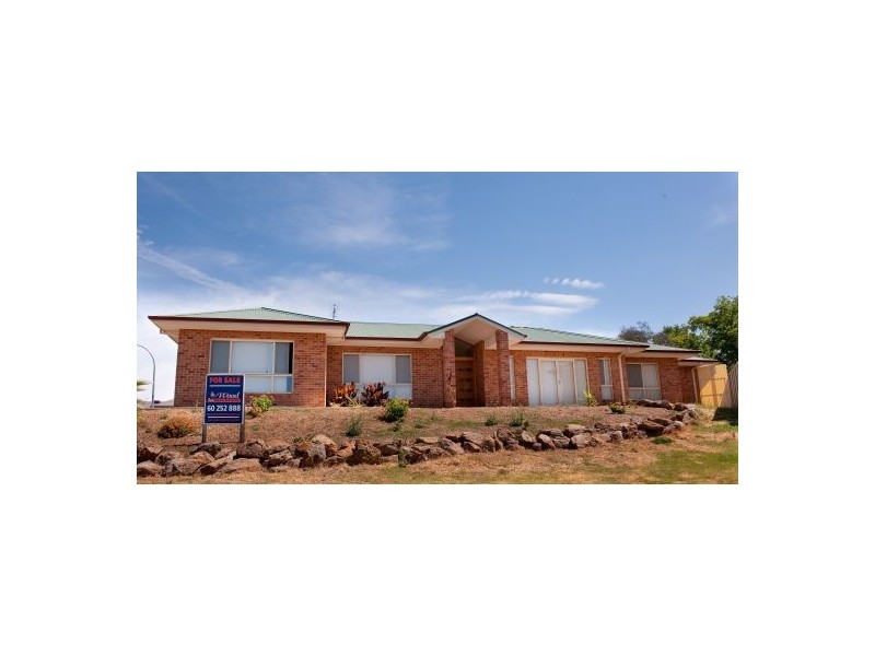 41 Mountain Way, Lavington NSW 2641