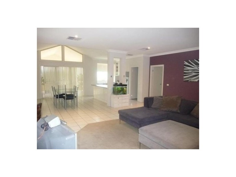 41 Mountain Way, Lavington NSW 2641