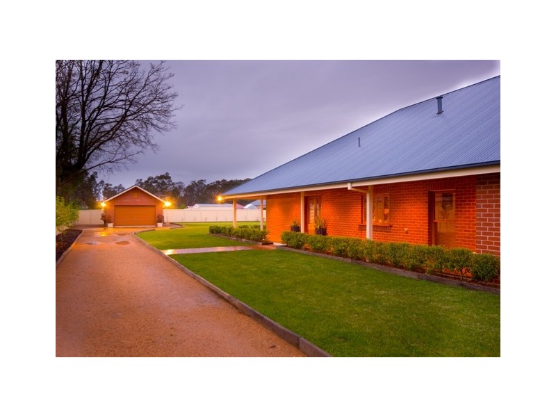 111 Mitchell Street, Jindera NSW 2642