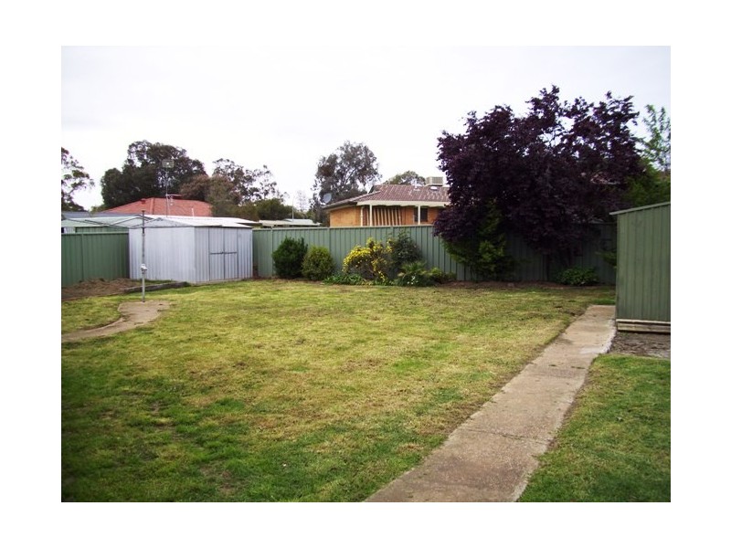 127 Hotham Circuit, Thurgoona NSW 2640