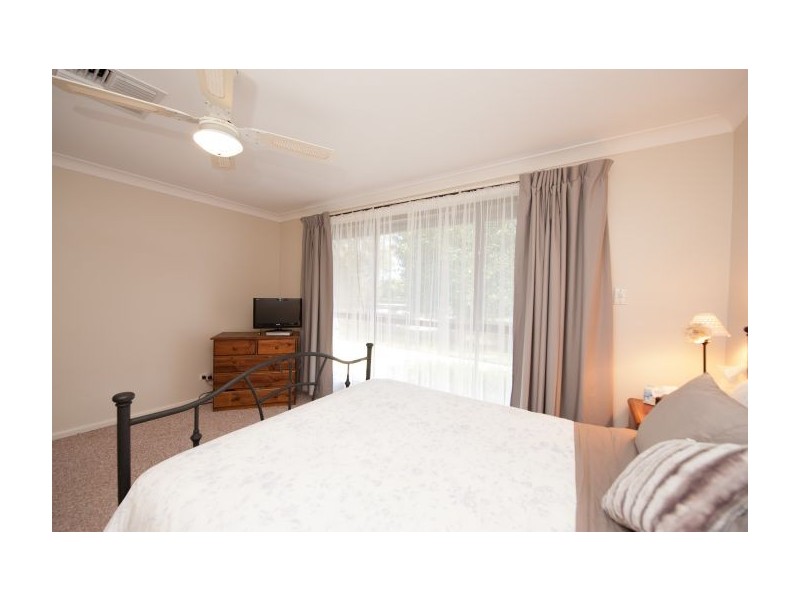 150 Pioneer Drive, Jindera NSW 2642