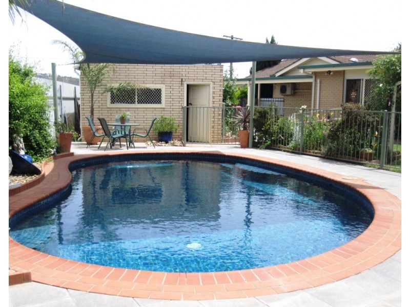 565  Noorla Place, Lavington NSW 2641