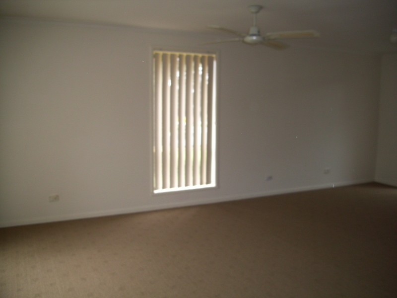 127  Hotham Circuit, Thurgoona NSW 2640