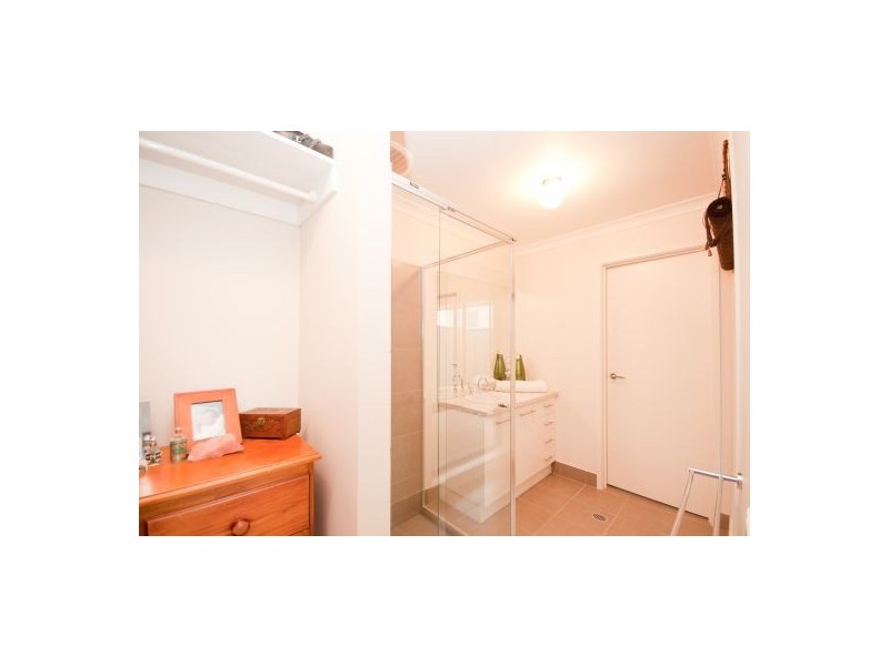 7 Lawson Circuit, Lavington NSW 2641