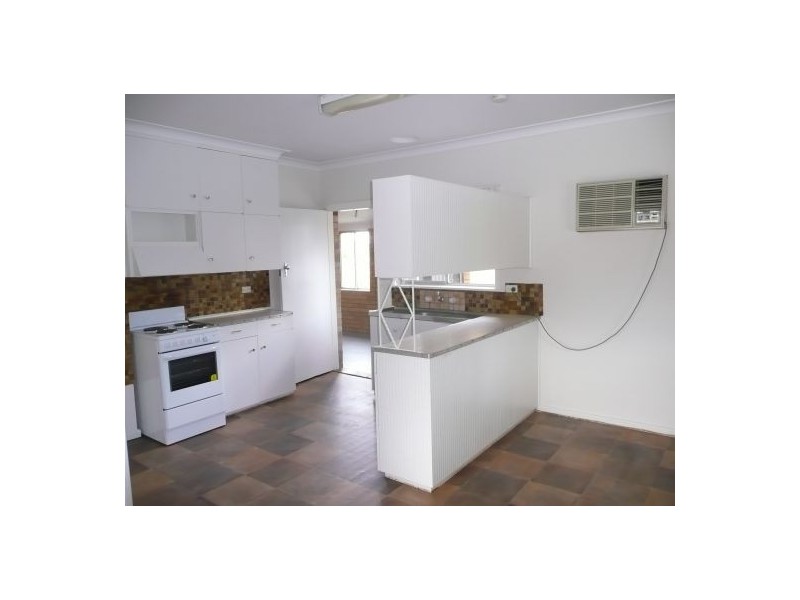 569 Heathwood Avenue, Lavington NSW 2641