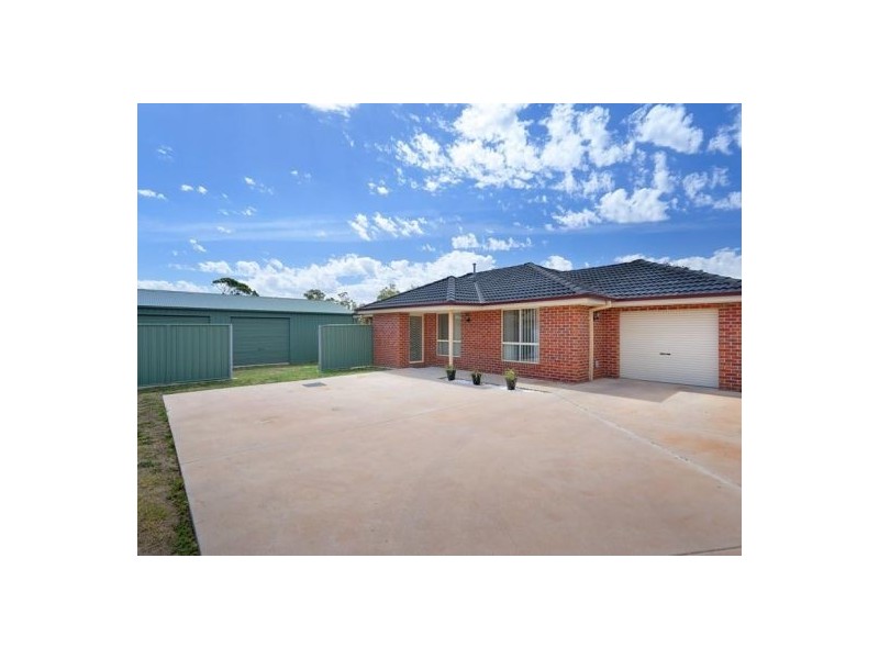 2/131  Urana Street, Jindera NSW 2642
