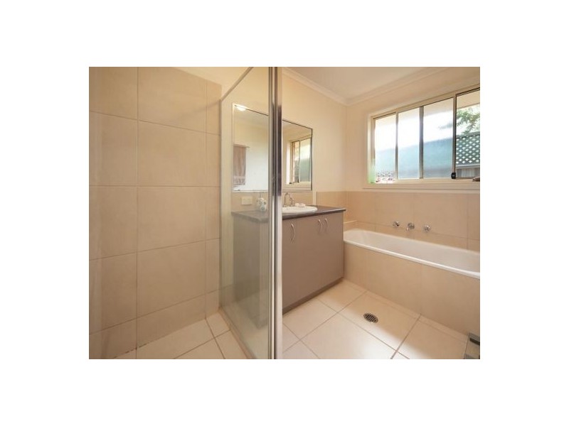 2/131  Urana Street, Jindera NSW 2642