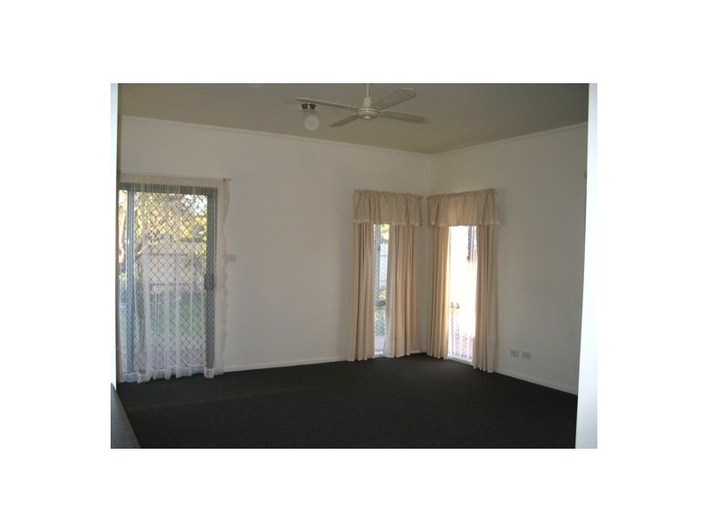 482 Douglas Rd, Lavington NSW 2641