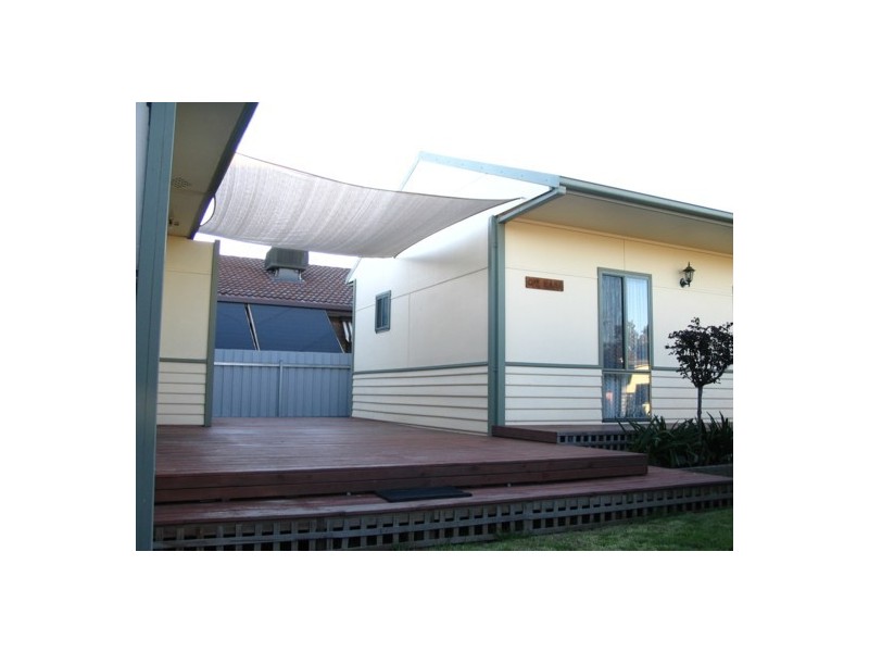 482 Douglas Rd, Lavington NSW 2641