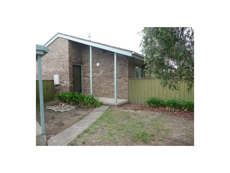 61 Goolagar Crescent, Lavington NSW 2641