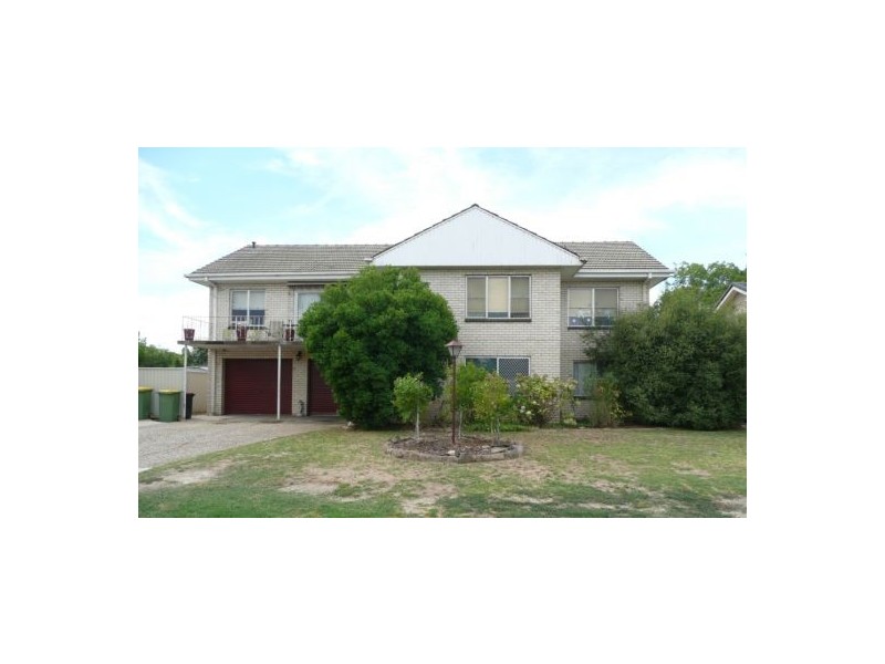 366 Sioux Court, Lavington NSW 2641