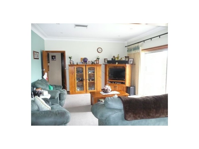 366 Sioux Court, Lavington NSW 2641