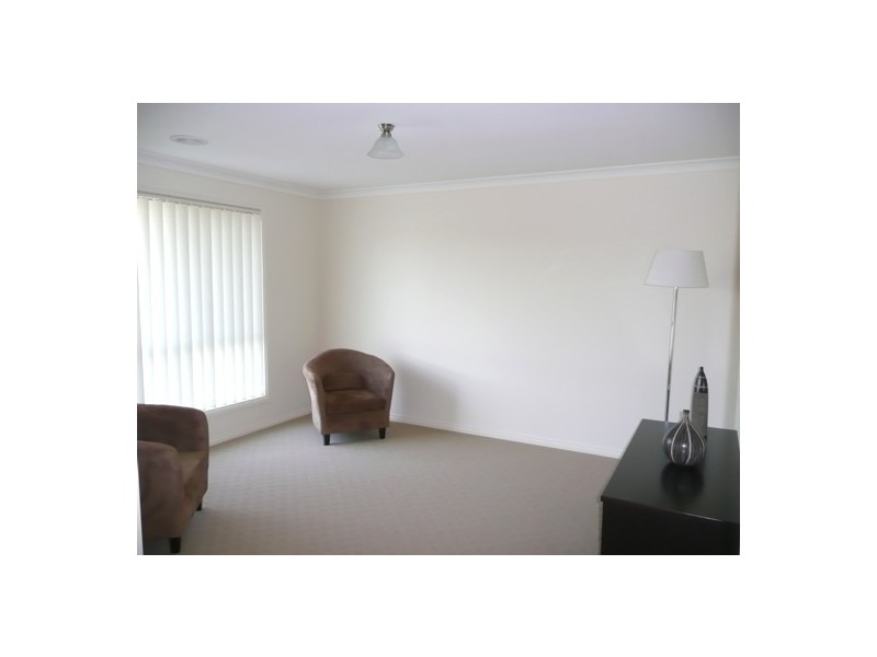 17  Swallow St, Thurgoona NSW 2640