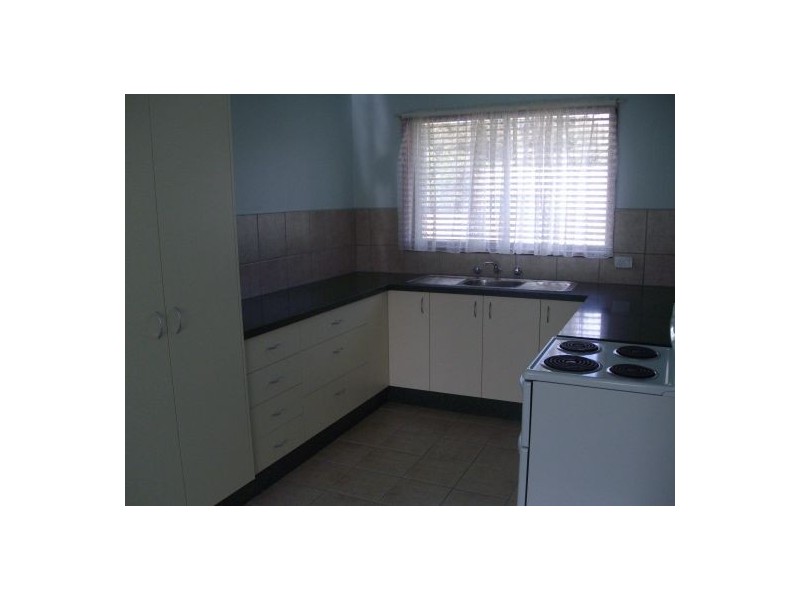 4/420 Urana Road, Lavington NSW 2641