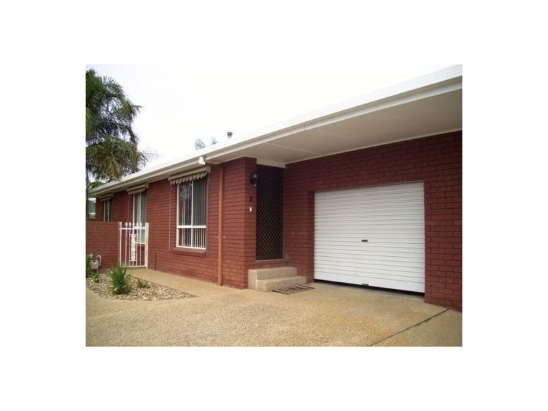 2/482 Heriot Street, Lavington NSW 2641