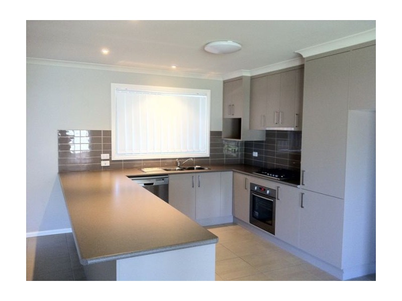 56 Egret Way, Thurgoona NSW 2640