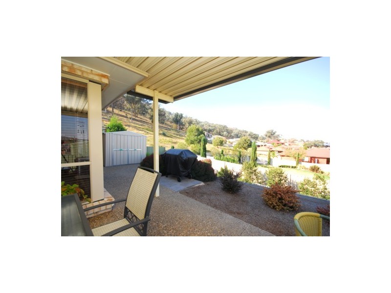 24  Mace Crt, Lavington NSW 2641