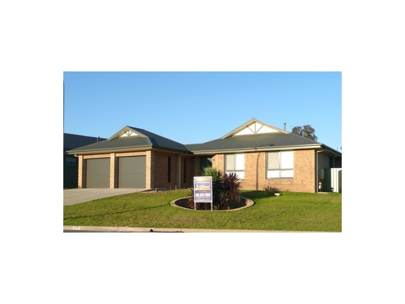 24 Telopea St, Thurgoona NSW 2640