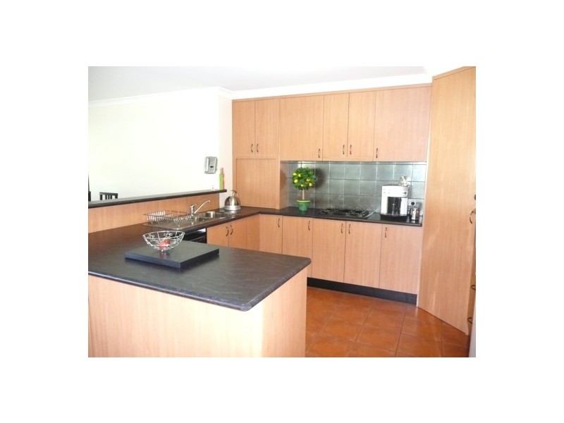 24 Telopea St, Thurgoona NSW 2640