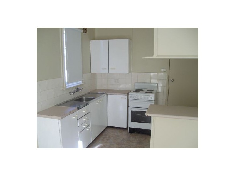 932 Captain Cook Drive, North Albury NSW 2640