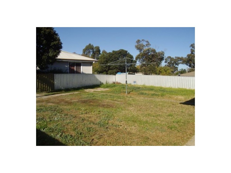 932 Captain Cook Drive, North Albury NSW 2640