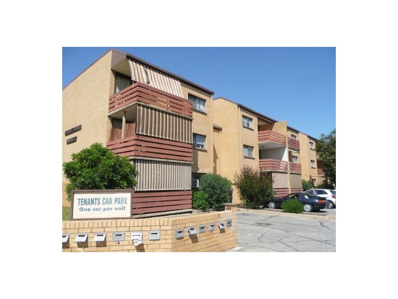 24/429 McDonald Road, Lavington NSW 2641