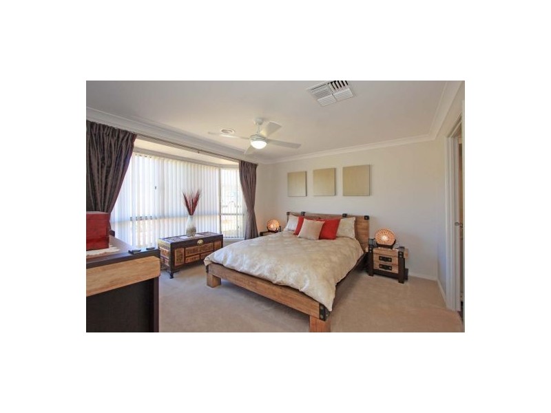 20 Squirrel Glider Drive, Thurgoona NSW 2640