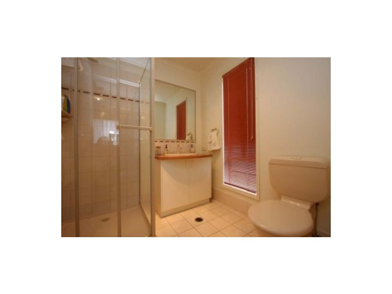 170 Clarke Street, Howlong NSW 2643