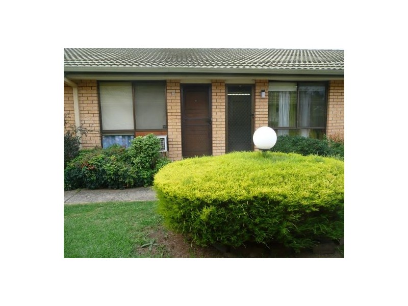 3/611 Prune Street, Lavington NSW 2641