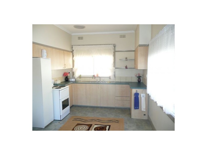 414 Tarakan Avenue, North Albury NSW 2640