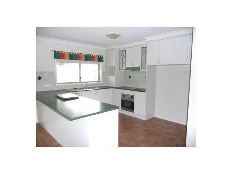 93 Huon Street, Jindera NSW 2642