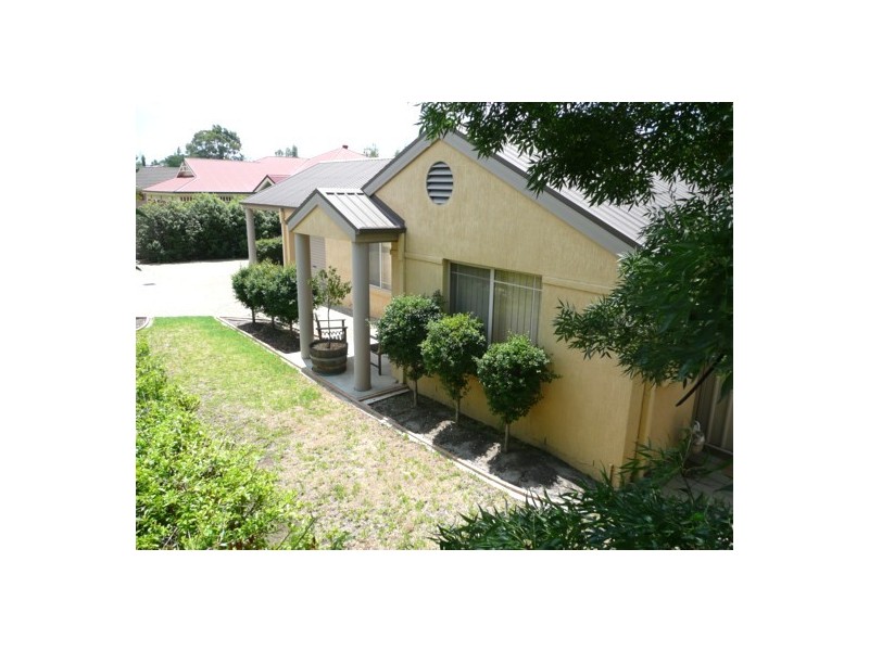 306 Diggers Rd, Lavington NSW 2641