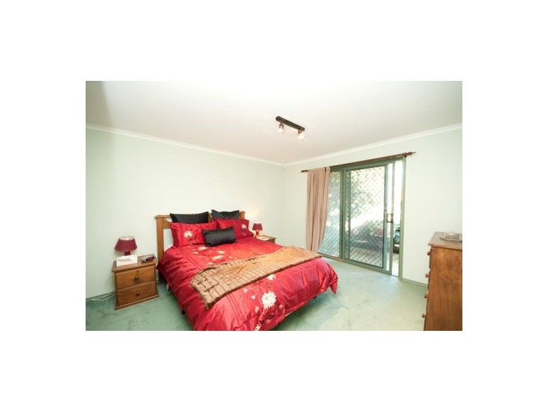 13 Cooper Close, Albury NSW 2640