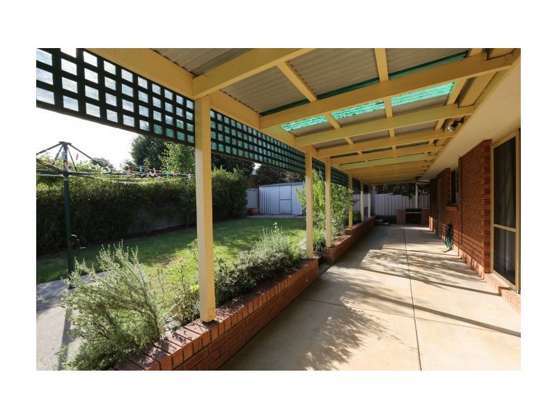 2/10 Heppner Crt, Thurgoona NSW 2640