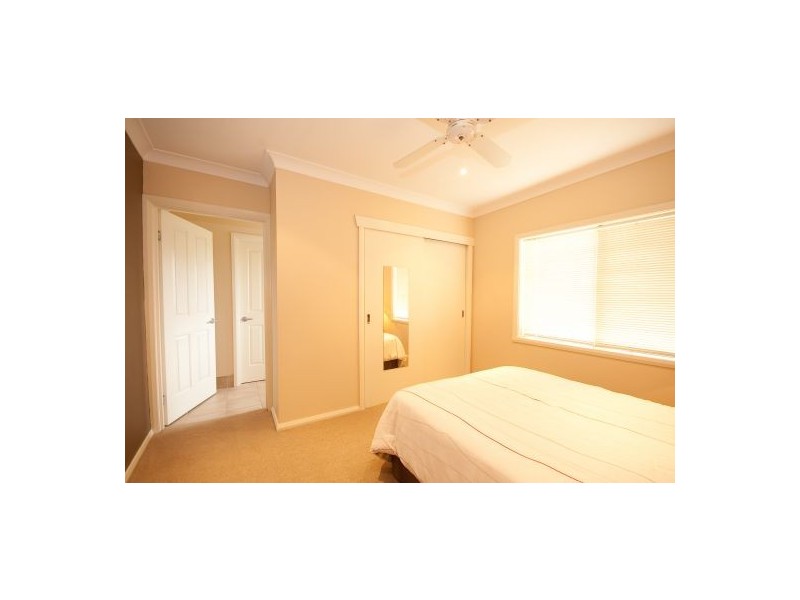 306 Sutherland Street, Lavington NSW 2641