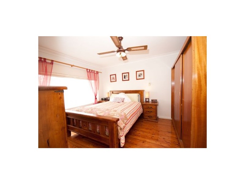 306 Sutherland Street, Lavington NSW 2641