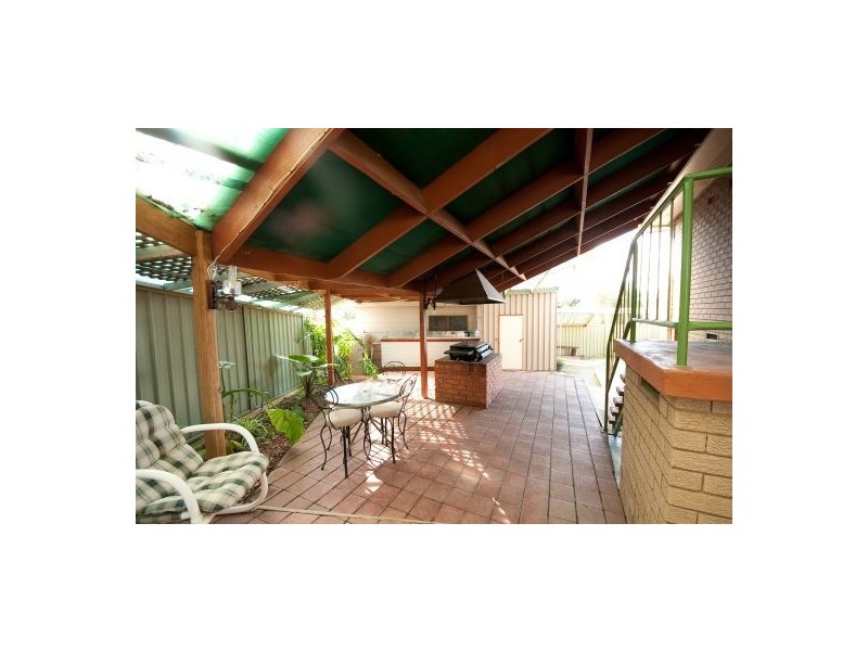 887 Monkhouse Pl, Lavington NSW 2641