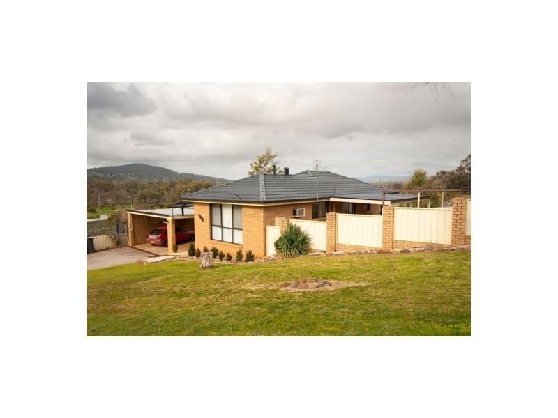520 Munro Street, Lavington NSW 2641