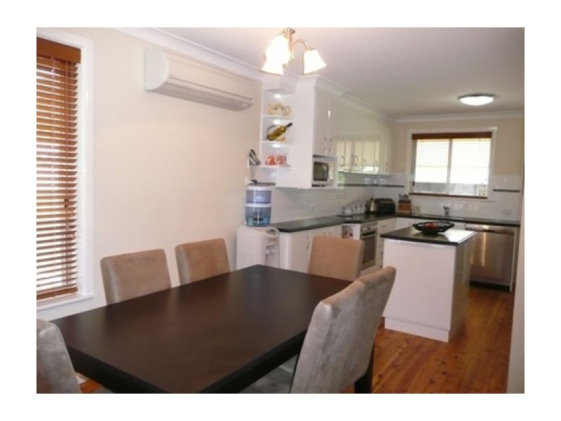 477. Kotthoff Street, Lavington NSW 2641