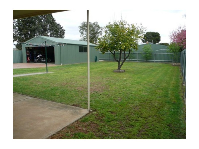 477. Kotthoff Street, Lavington NSW 2641