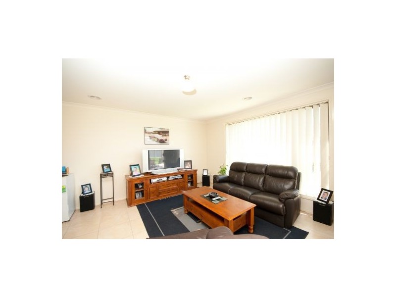 104 Hotham Crt, Thurgoona NSW 2640