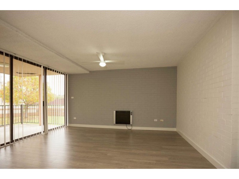 24/429 McDonald Road, Lavington NSW 2641